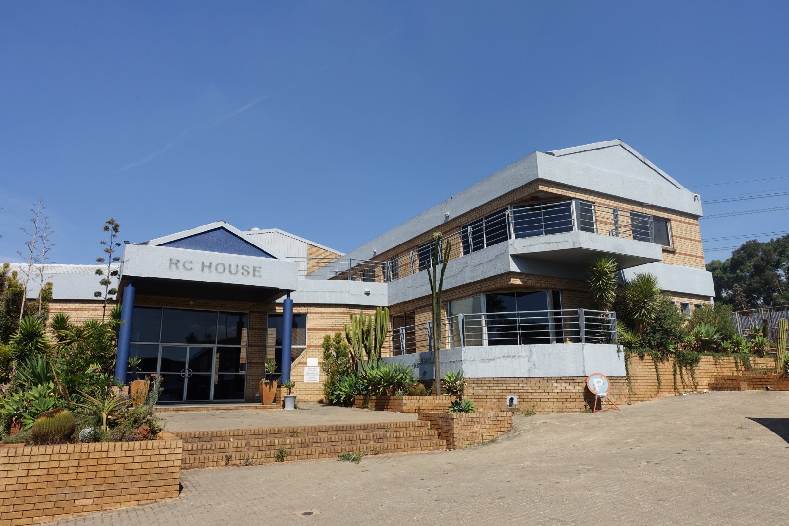 standalone warehouse for sale in Meadowdale