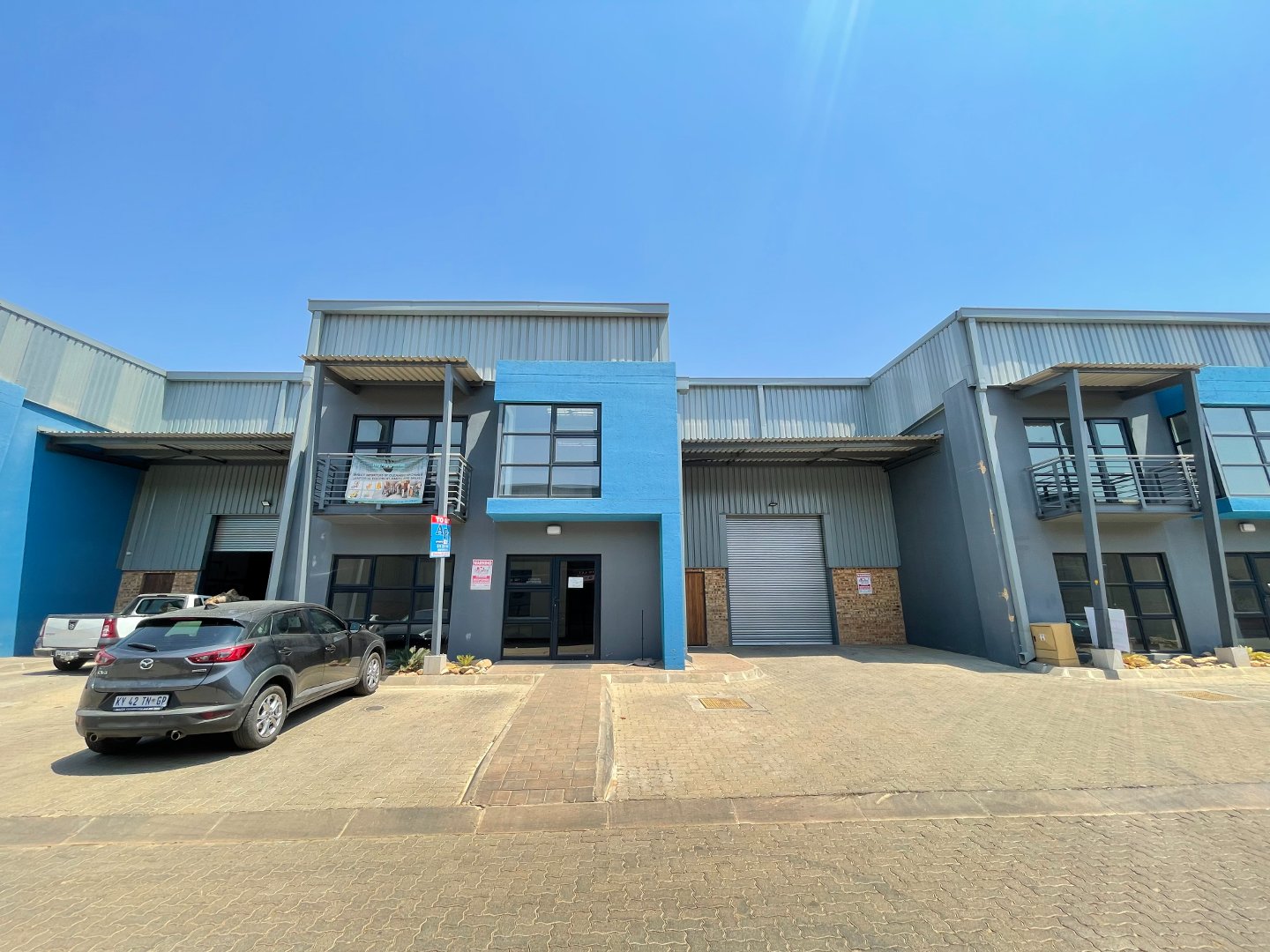 warehouse for sale in Kya Sands - 450m²