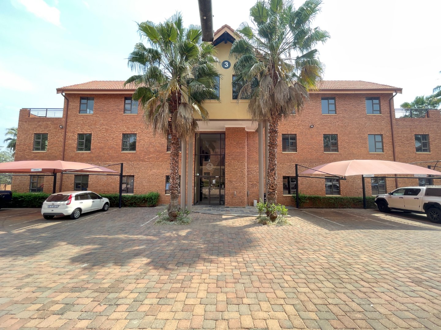 Office space to rent in North Riding – Secure 134m² office available at Fancourt Office Park