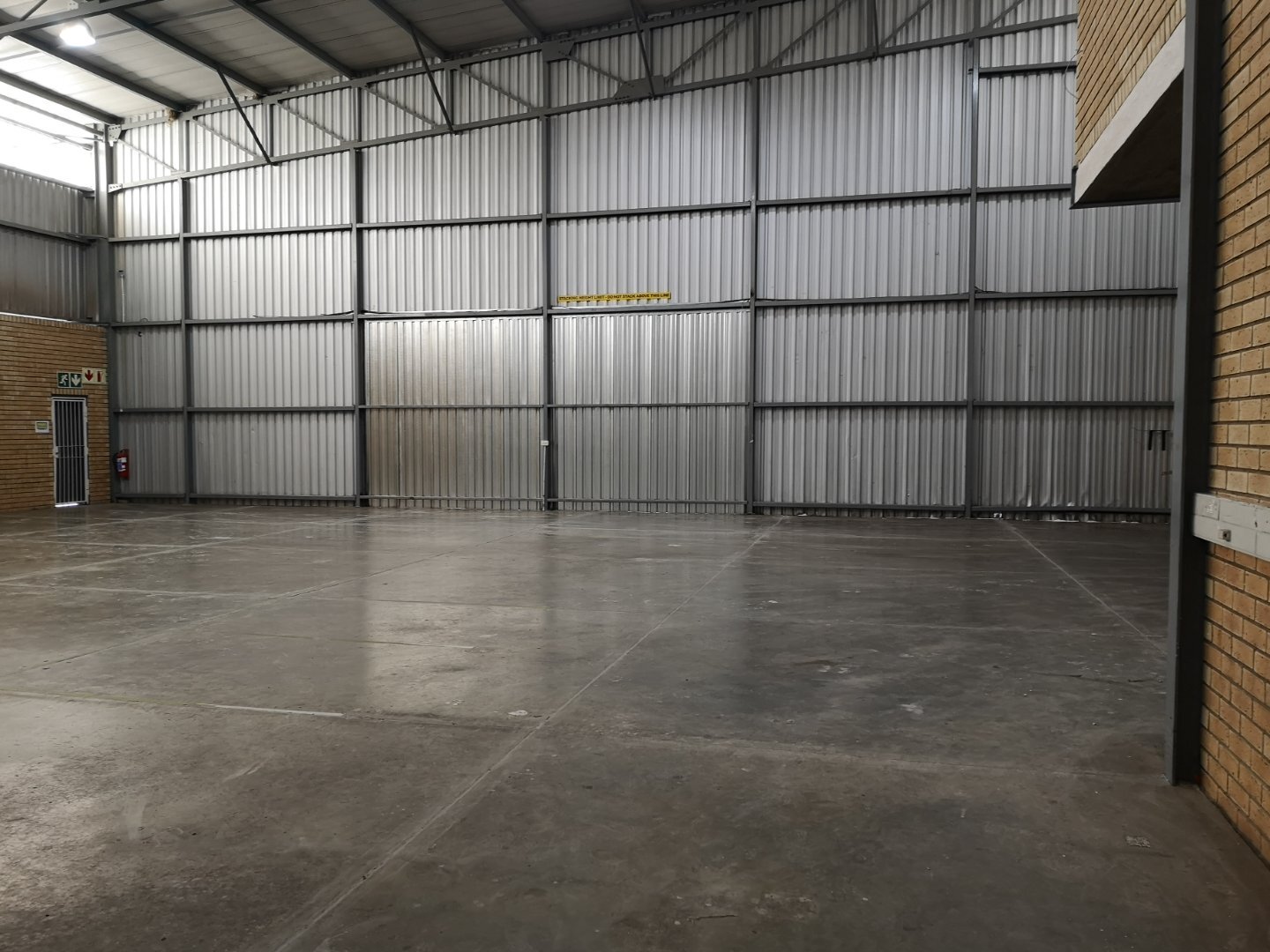 warehouse to let in Longmeadow