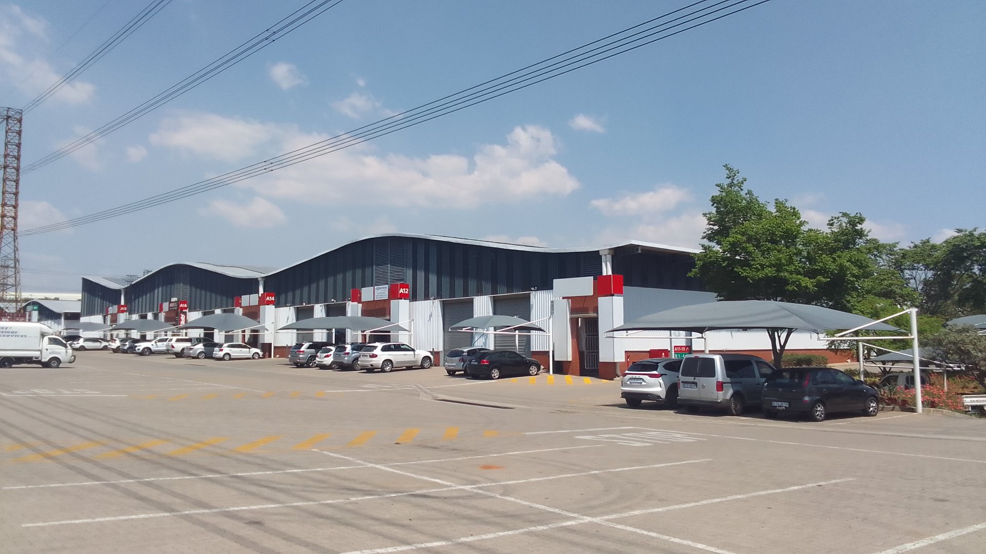 warehouse unit to let in Meadowdale