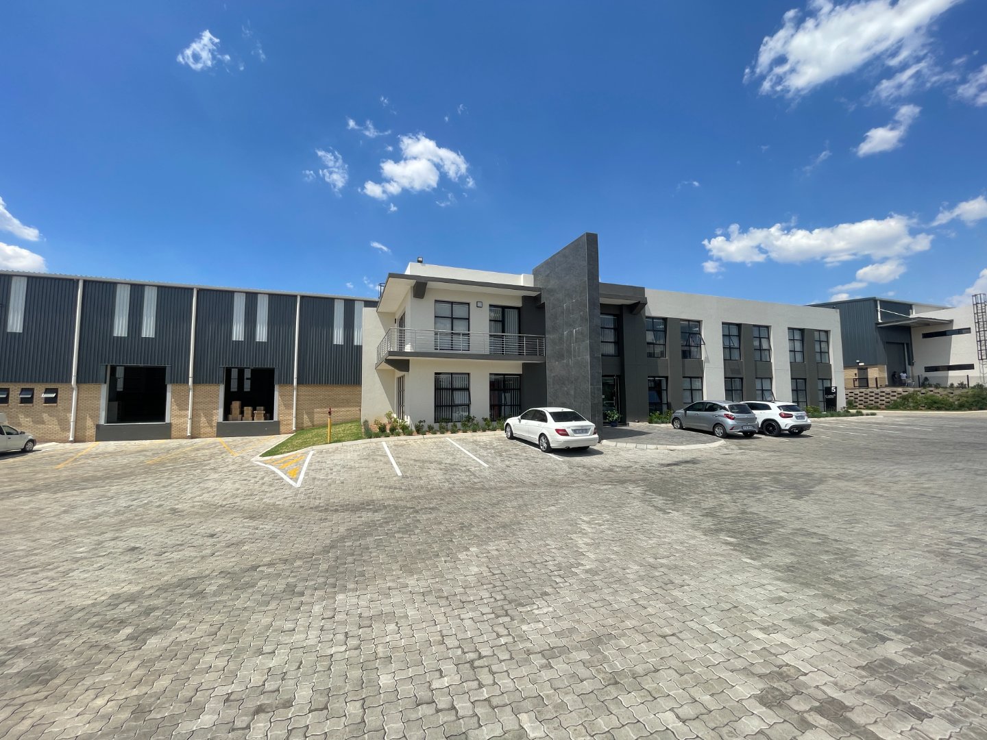 Warehouse to Rent in Strydom Park