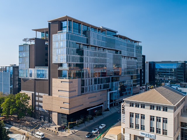 809 sqm Office For Rent in Rosebank Towers