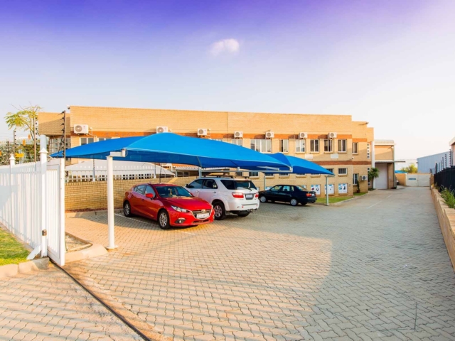 1016 sqm Warehouse to Let in Corporate Park South