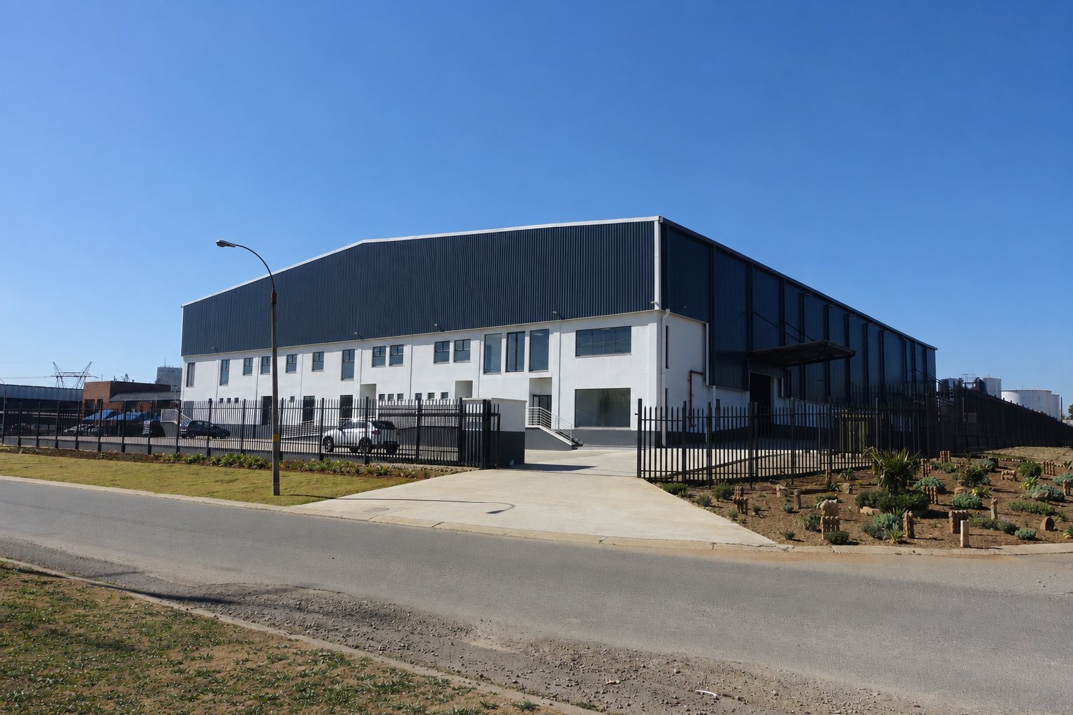 free standing warehouse for rent in Spartan