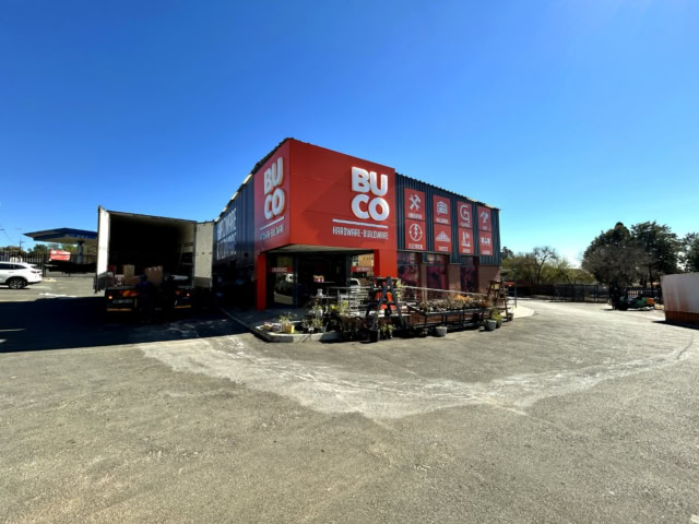 735 m&sup2; Warehouse to Let in Bromhoff, Strijdom Park
