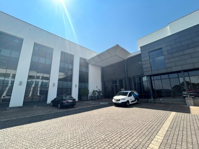 356sqm Ground Floor Office Space to Let in Rivonia