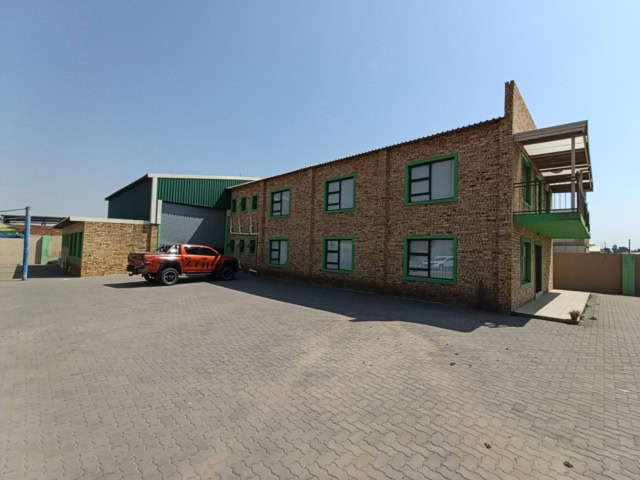 500 m&sup2; Warehouse for Sale in Alrode