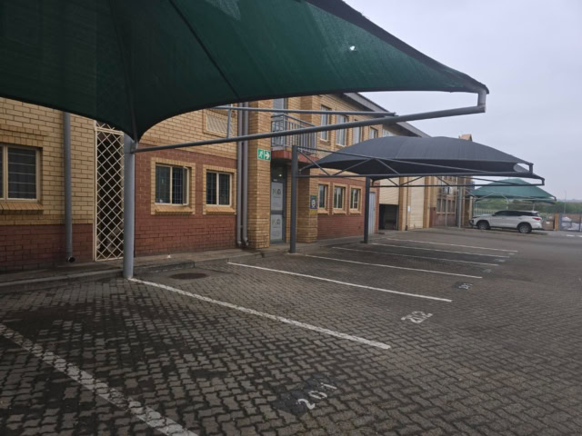 477m2 Warehouse For Rent in Linbro