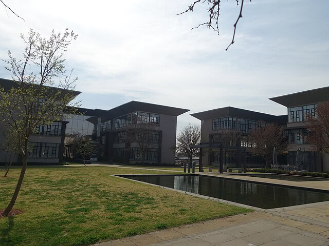 440 m&sup2; Ground Floor Office Space to Rent in Clear Water Office Park