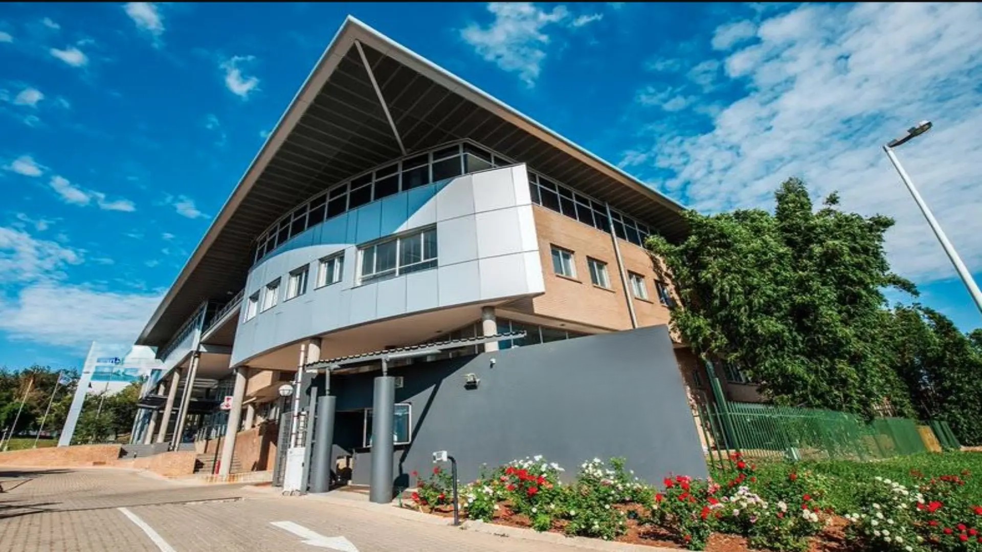 office space to let in longmeadow
