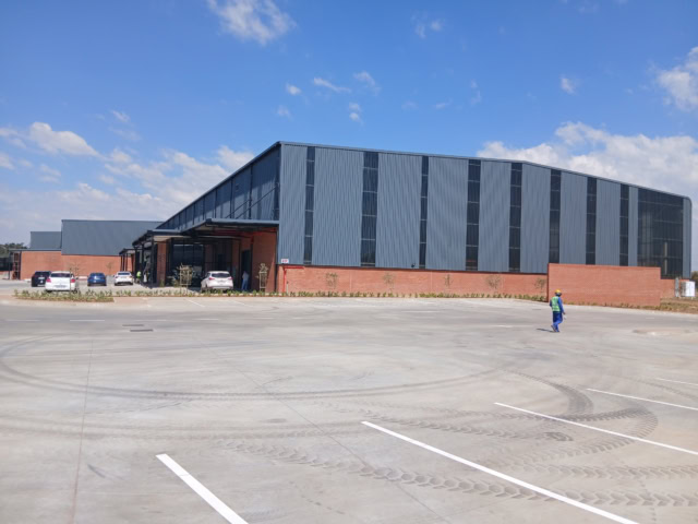 1,100m&sup2; Warehouse to Rent in S&J Business Park, Gosforth